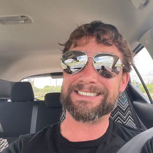 Meet your Posher, Chris